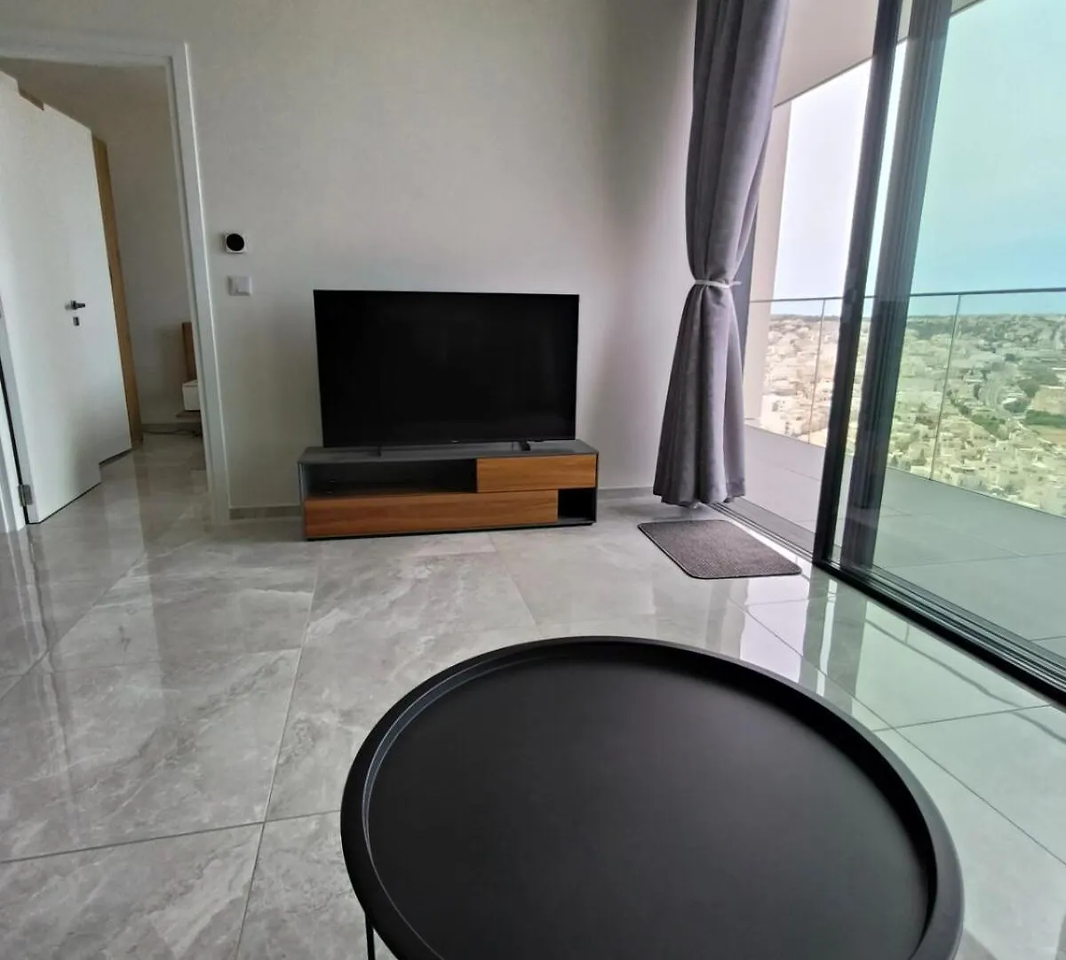 Five Stars Mercurytower 25Th Spa&Pool San Ġiljan Apartment